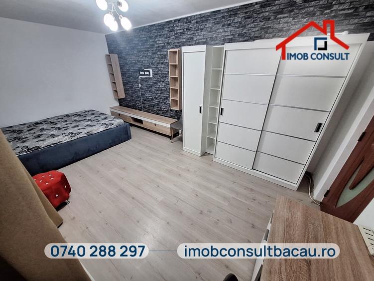 Garsonieră decomandată în Nord