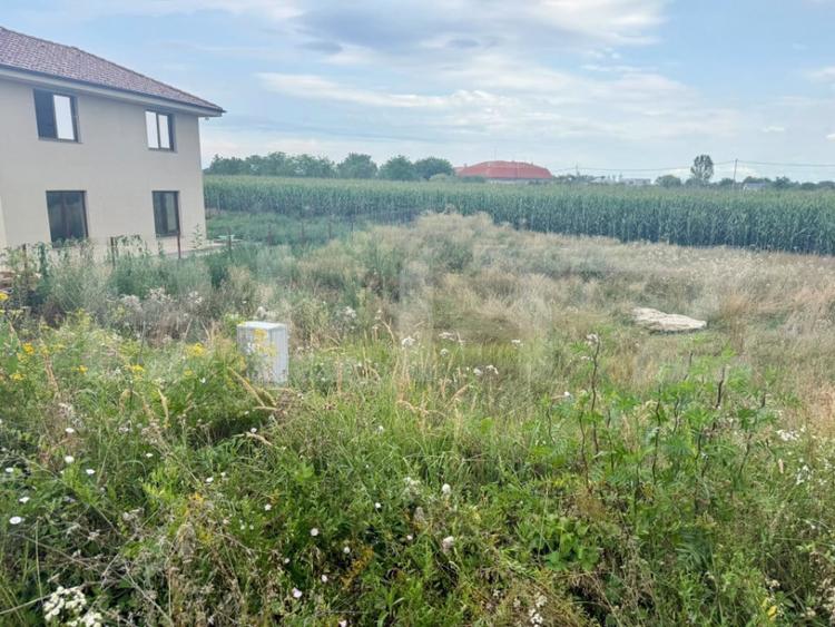Teren de 502 mp, în Titulescu