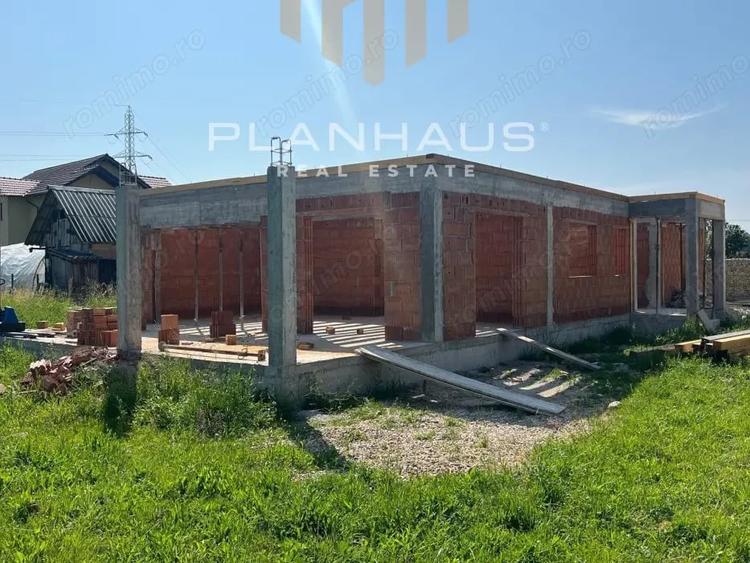 Casă cu 4 camere cu Teren 600 Mp în Satu Nou de Sus