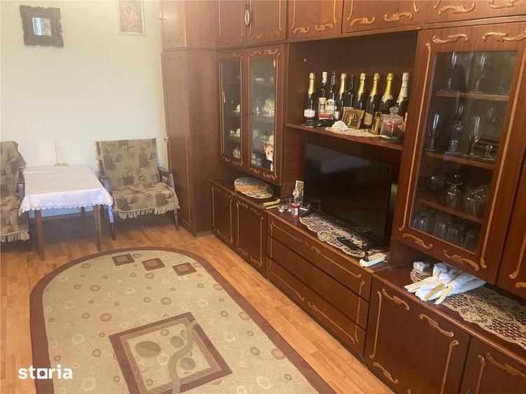 Apartament cu 2 camere decomandat în Gară