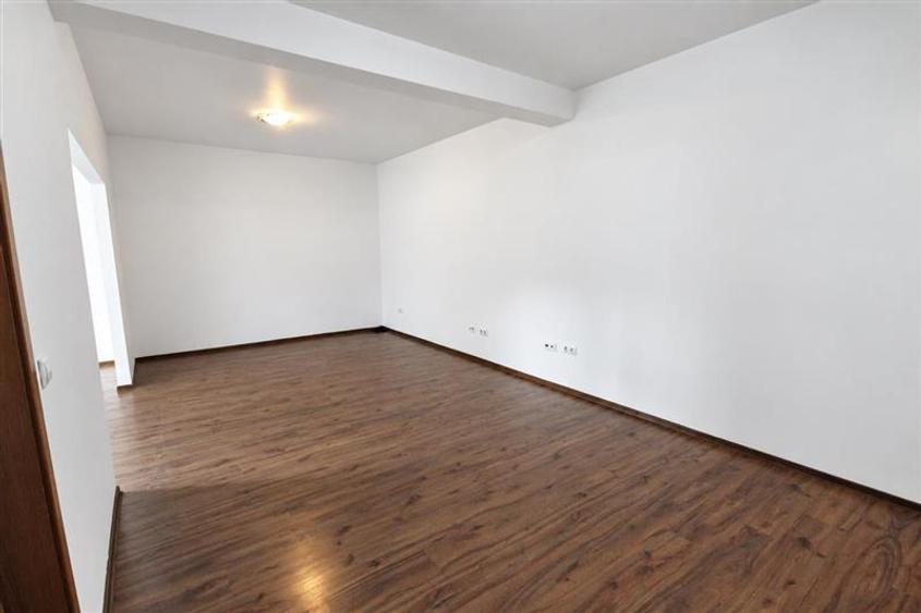 Apartament cu 2 camere decomandat în Avantgarden