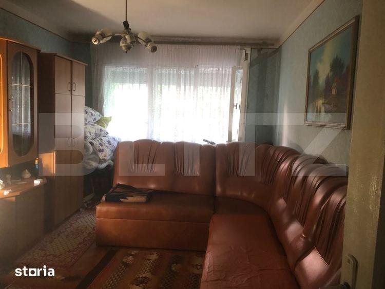 Apartament cu 4 camere decomandat în Central