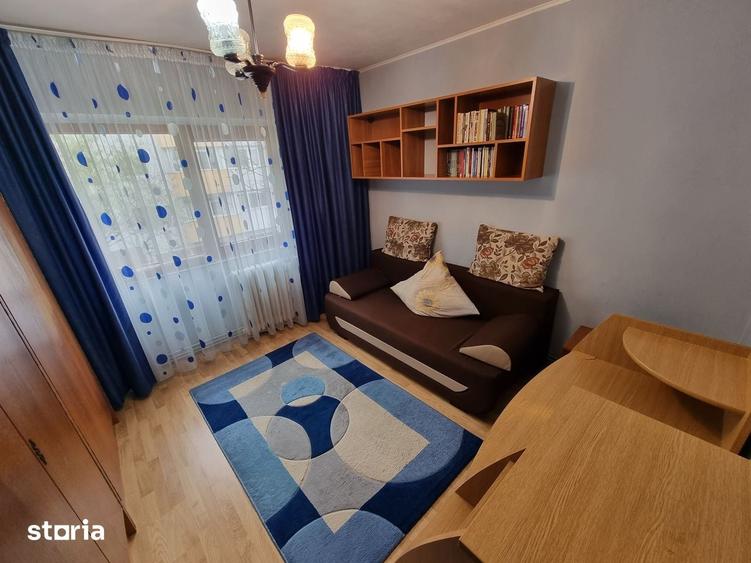 Apartament cu 2 camere decomandat în Nicolina