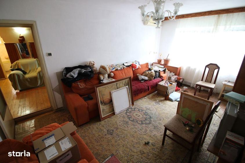 Apartament cu 2 camere decomandat în Central