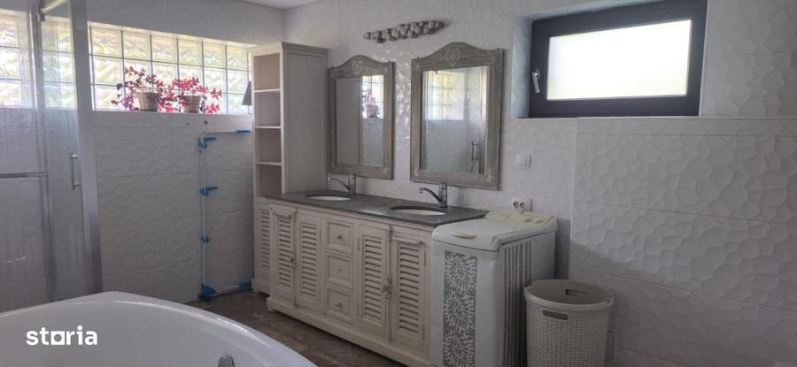 Casă cu 4 camere în Făget