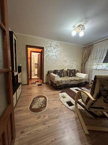 Apartament cu 2 camere semidecomandat, mobilat în Obor
