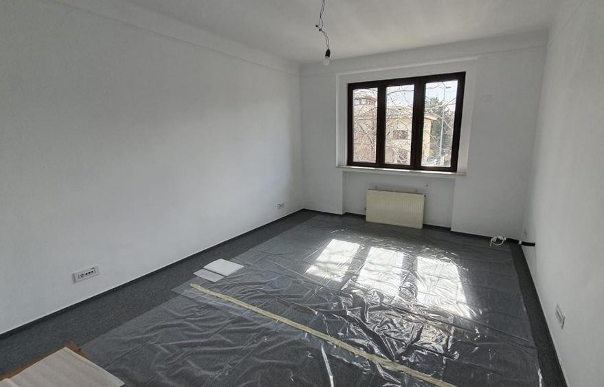 Casă cu 14 camere cu Garaj în Kiseleff
