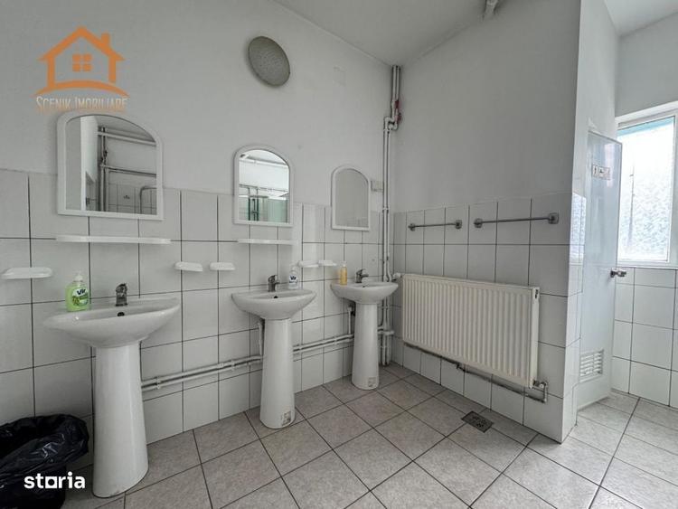 Spațiu comercial, de 450 mp, în Carierei