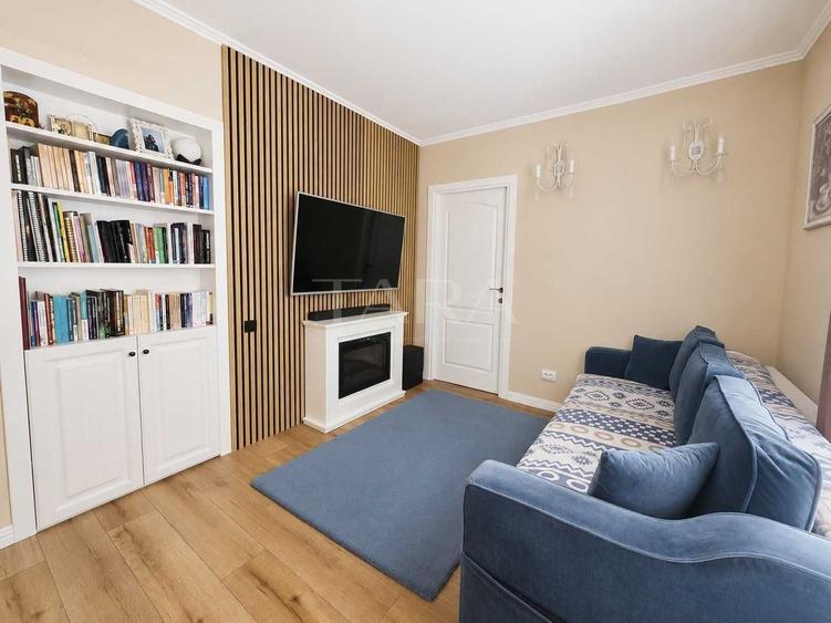 Apartament cu 3 camere semidecomandat, mobilat în Baciu