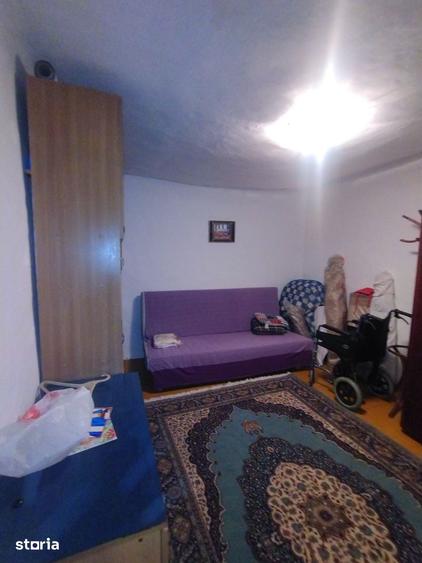 Casă cu 2 camere cu Teren 95 Mp în Zona Industrială