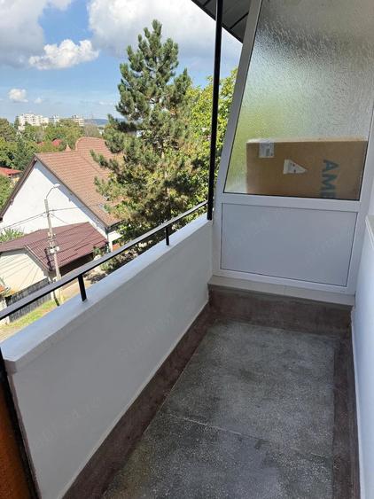 Apartament cu 2 camere decomandat în Cornișa