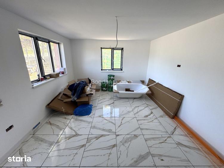 475 mp teren! 2 BAI! CANALIZARE!Incalz in pard! Casa 4 camere, Tomesti