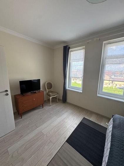 Apartament cu 2 camere decomandat, mobilat în Girocului