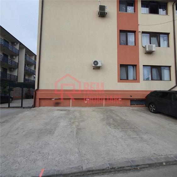 Apartament cu 3 camere decomandat în Fundeni