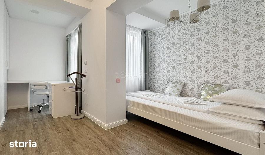 Apartament cu 5 camere în Central