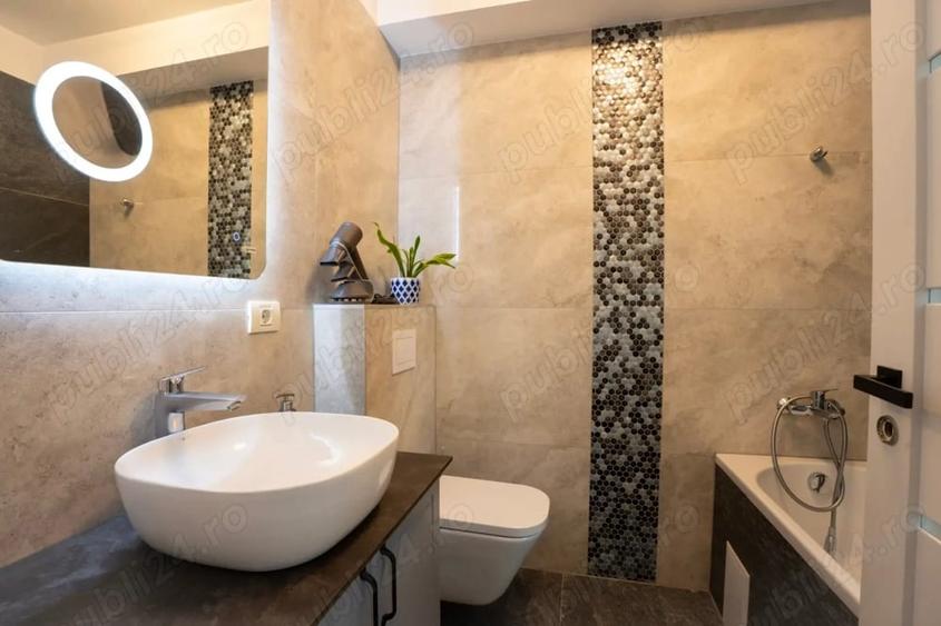 Apartament cu 3 camere decomandat în Badea Cârțan