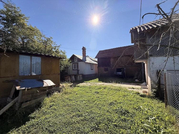 Casă cu Teren 1200 Mp în Central