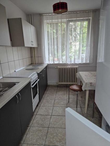 Apartament cu 2 camere semidecomandat în Baciu