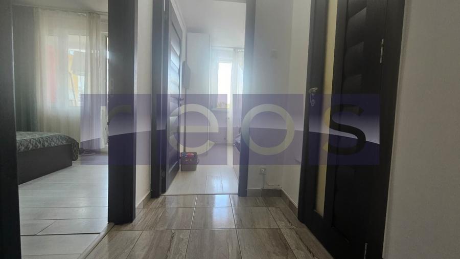 Apartament cu 3 camere decomandat, mobilat în Drumul Taberei