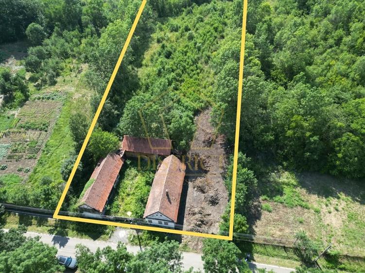 Teren de 3727 mp, în Cralovăț