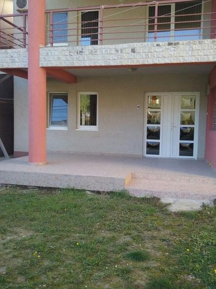 Casă individuală cu 5 camere cu Canalizare în Exterior Nord