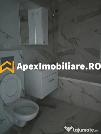 Garsonieră decomandată în Central