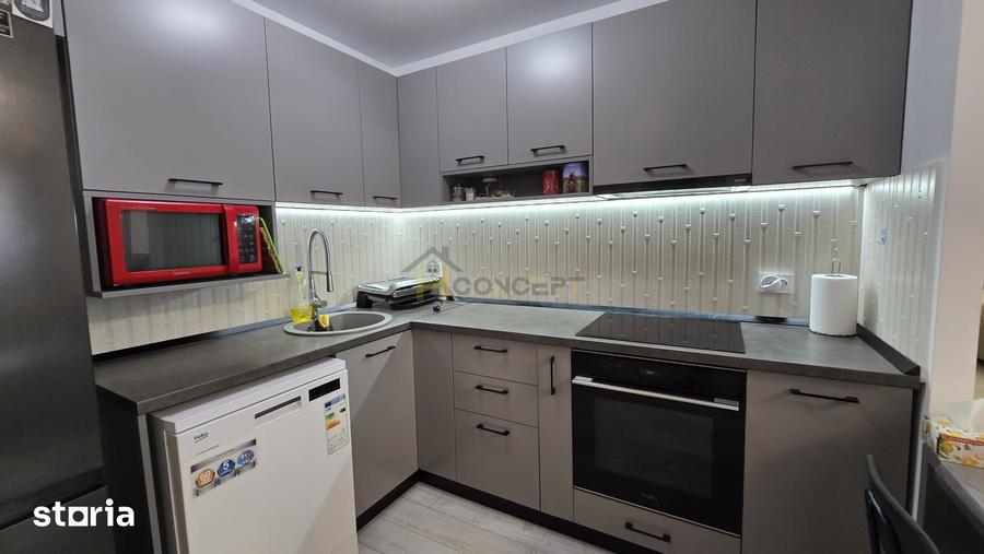 Apartament cu 3 camere în Splaiul Unirii