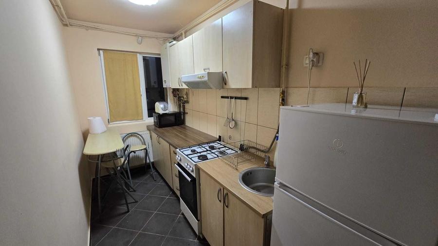 Apartament de inchiriat, micro 3 - 6