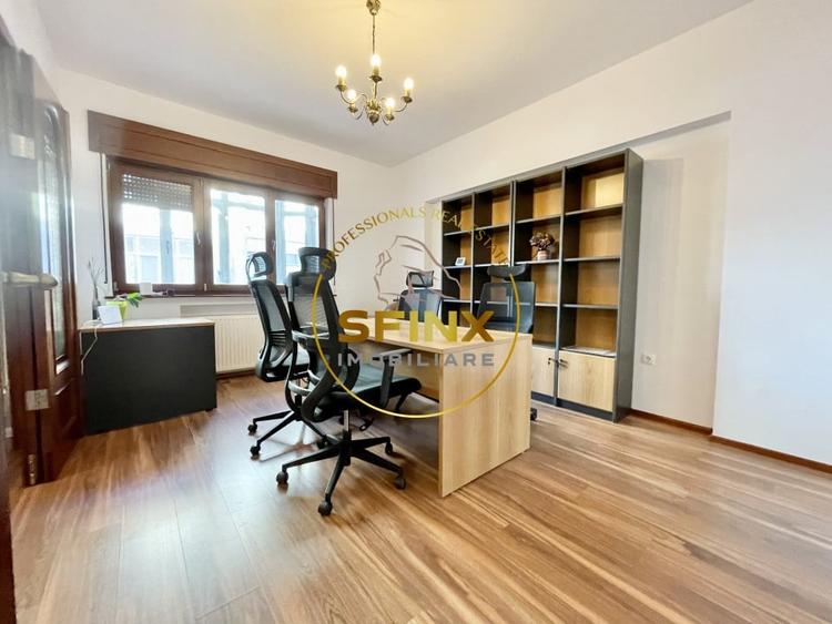 Birou, de 54.599998474121 mp, în Romană