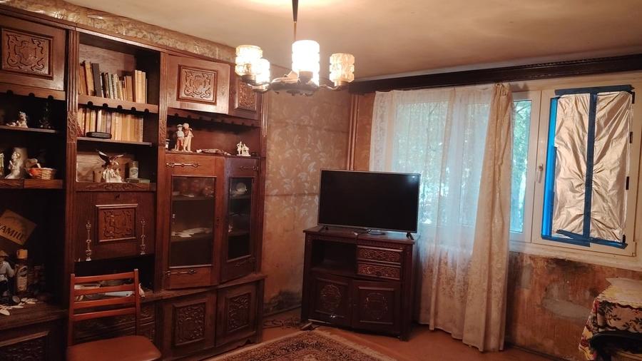 Apartament cu 3 camere decomandat în Berceni