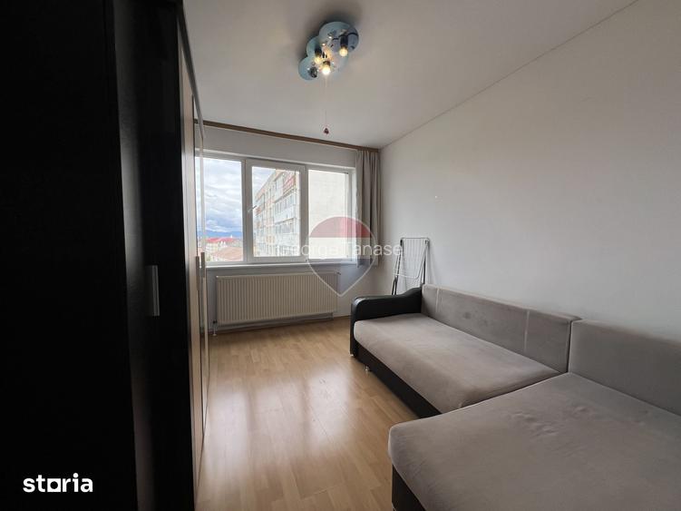 Apartament spa?ios 3 camere, 2 bai - Ciresica