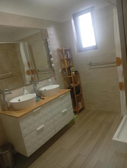Apartament cu 2 camere decomandat în Rahova