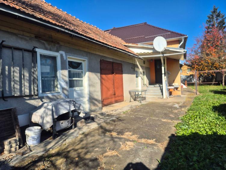 Casă cu 3 camere în Florești