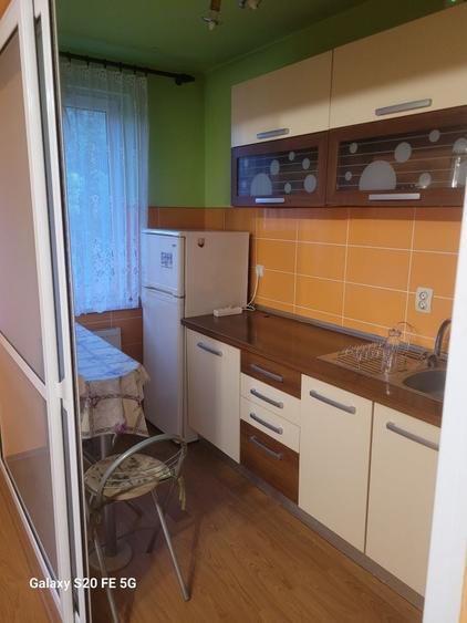Garsonieră decomandată în Central