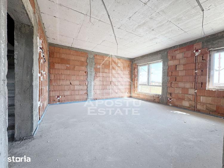 Apartament cu 2 camere semidecomandat în Giroc