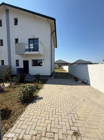 Casă cu 4 camere cu Teren 250 Mp în Cornetu