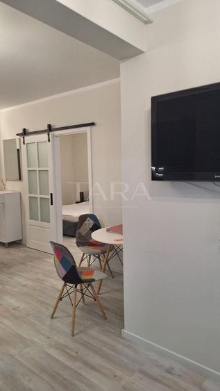 Apartament cu 2 camere decomandat, mobilat în Vest