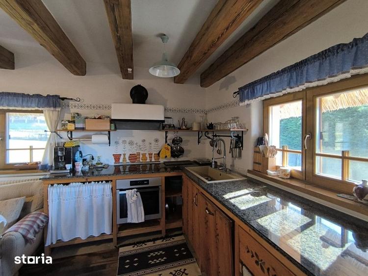 Casă cu 5 camere cu Teren 550 Mp în Ciurila