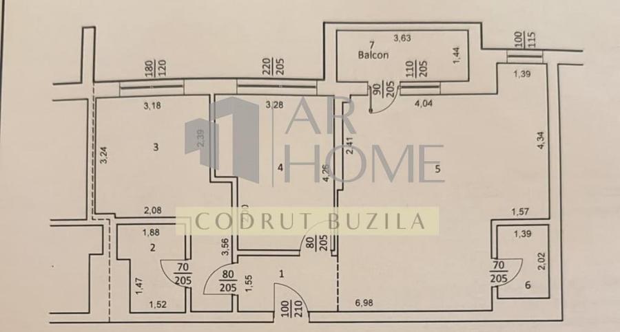 Apartament cu 3 camere decomandat în Nord