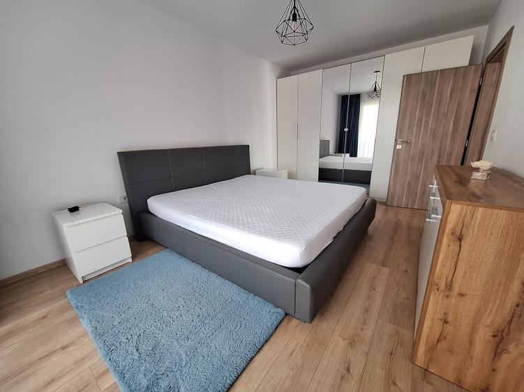 Apartament cu 2 camere decomandat în Aradului