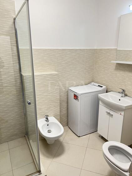 Apartament cu 2 camere semidecomandat, mobilat în Baciu