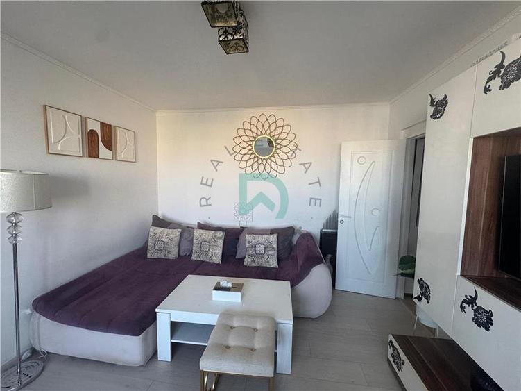 Apartament cu 2 camere semidecomandat în Astra