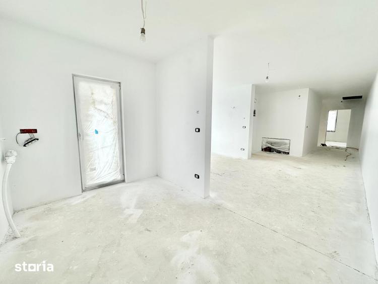 Casă cu 3 camere cu Teren 297 Mp în Bucovăț