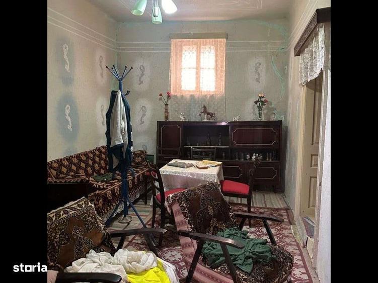 Casă cu 3 camere cu Teren 1000 Mp în Socodor