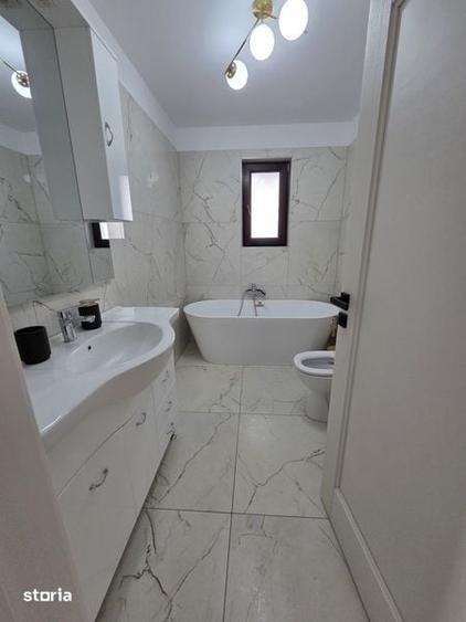 Casă cu 4 camere cu Teren 200 Mp în Moara