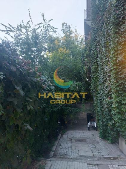 Apartament cu 4 camere semidecomandat în Calea Călărașilor