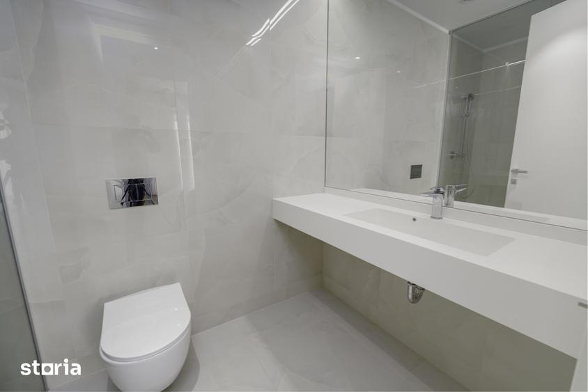 Apartament cu 3 camere în Tei