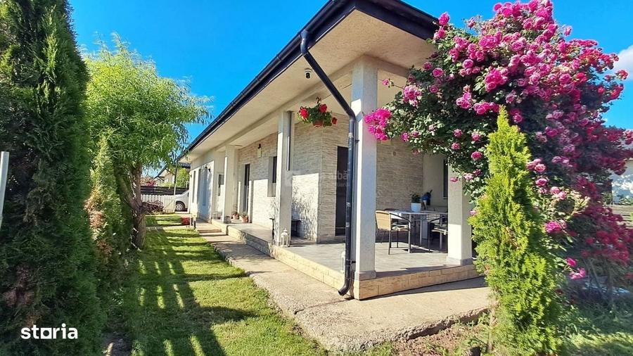 Casă cu 3 camere în Valea Ursului