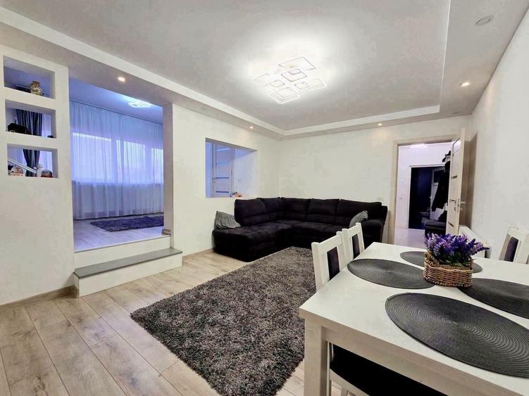 Duplex cu 6 camere cu Canalizare în Dobroești