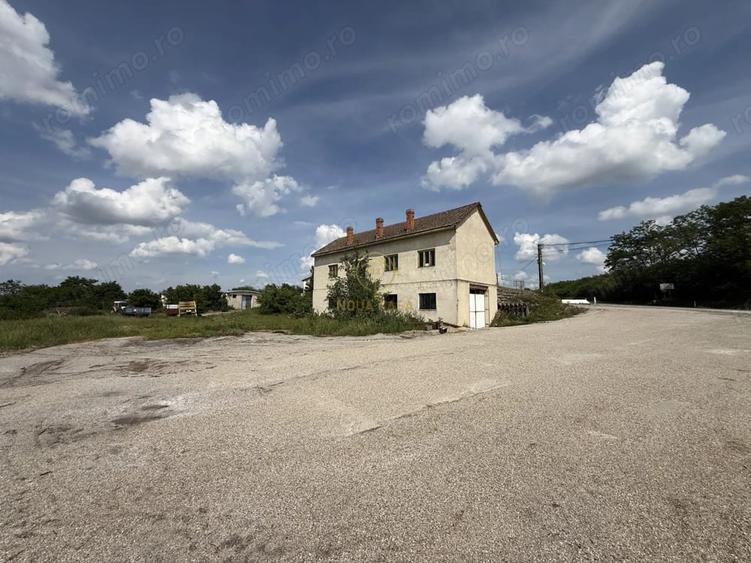 Spațiu comercial, de 500 mp, în Beltiug